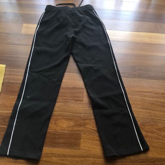 Lululemon pants - Picture 4 of 4